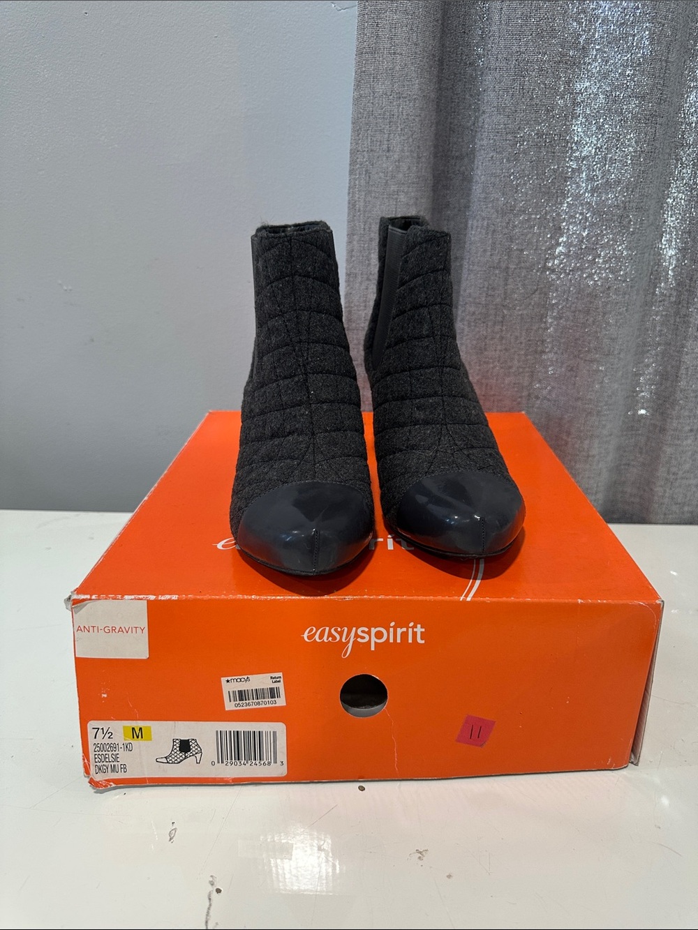 Easy Spirit gray Quilted Ankle Booties with Glossy Cap Toes. Size 7.5. NWT